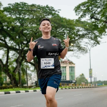 Runner Photo 8901519