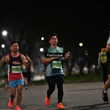 Runner Photo 8901575