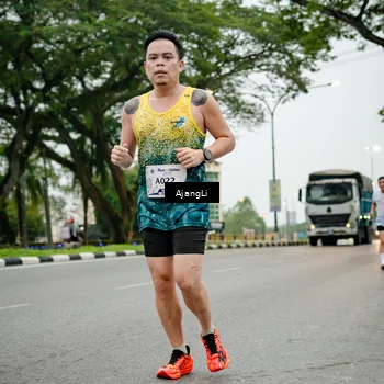 Runner Photo 8901663
