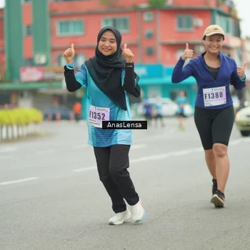 Runner Photo 8901680