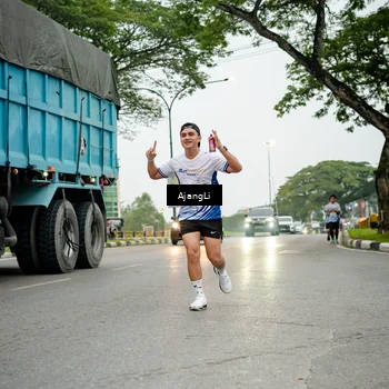 Runner Photo 8901724