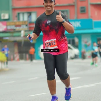 Runner Photo 8901779