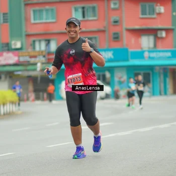 Runner Photo 8901787