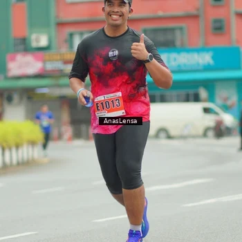 Runner Photo 8901789