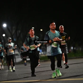 Runner Photo 8901807