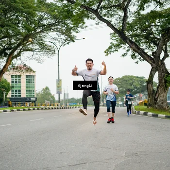 Runner Photo 8901820