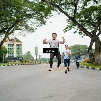 Runner Photo 8901839