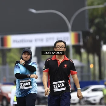 Runner Photo 8901875