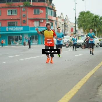 Runner Photo 8901883