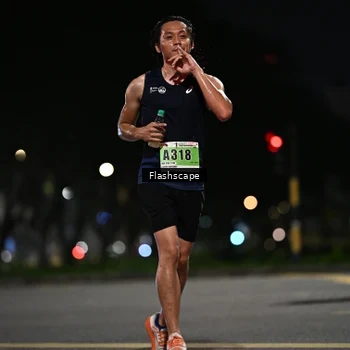 Runner Photo 8901964