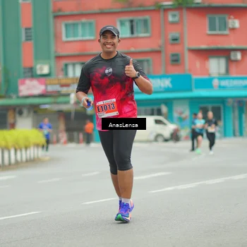 Runner Photo 8901985