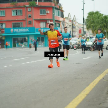 Runner Photo 8901987