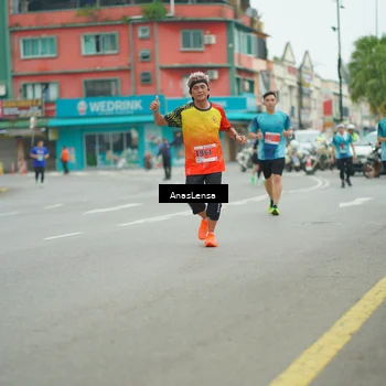 Runner Photo 8901991