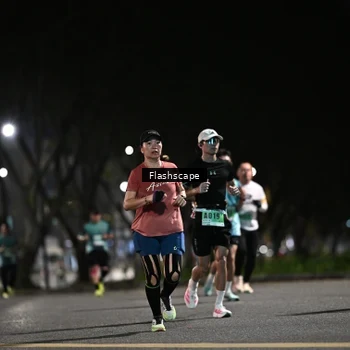 Runner Photo 8902030