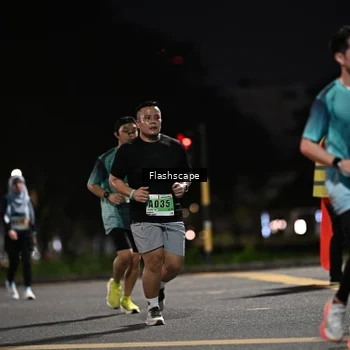 Runner Photo 8902071