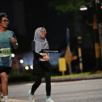 Runner Photo 8902091