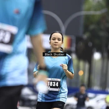 Runner Photo 8902104