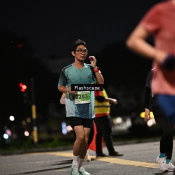 Runner Photo 8902121