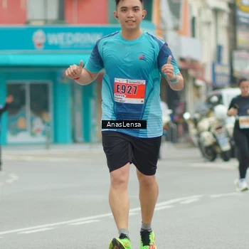 Runner Photo 8902126