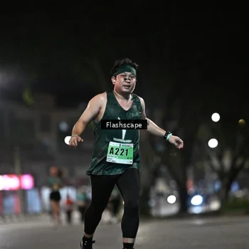 Runner Photo 8902278