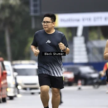 Runner Photo 8902285
