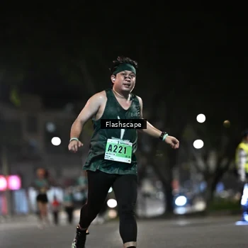 Runner Photo 8902298