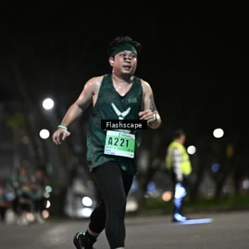Runner Photo 8902309