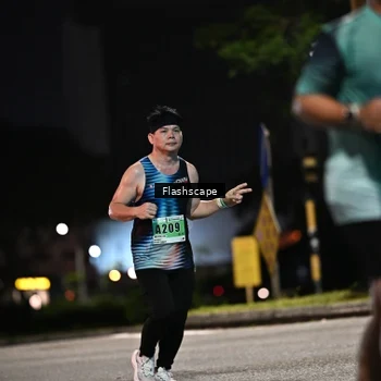 Runner Photo 8902364