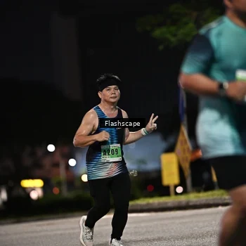 Runner Photo 8902378