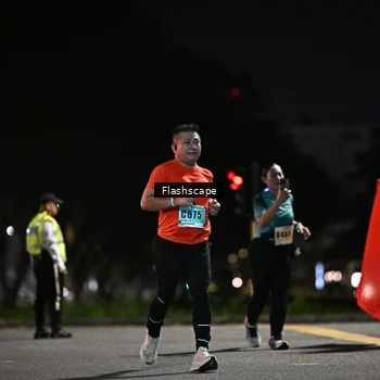 Runner Photo 8902379