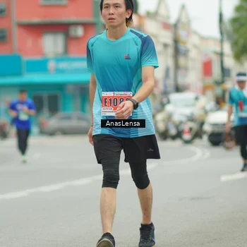 Runner Photo 8902388