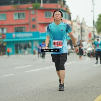 Runner Photo 8902440