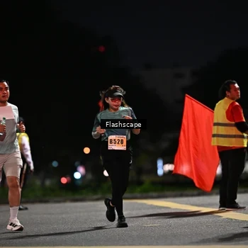 Runner Photo 8902444