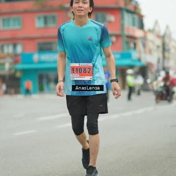 Runner Photo 8902456