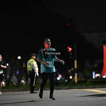 Runner Photo 8902489