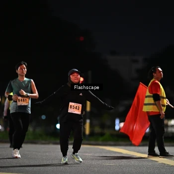 Runner Photo 8902533