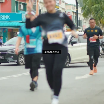 Runner Photo 8902534