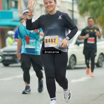 Runner Photo 8902540
