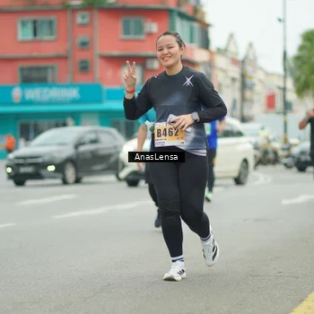 Runner Photo 8902543