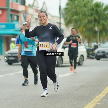 Runner Photo 8902554