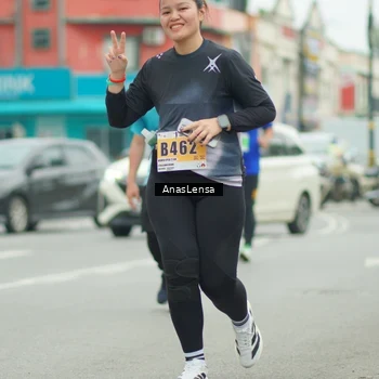 Runner Photo 8902557