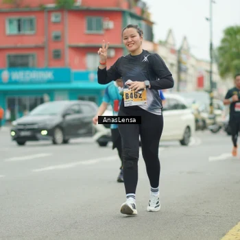 Runner Photo 8902562