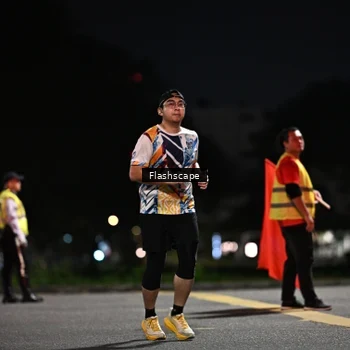 Runner Photo 8902579