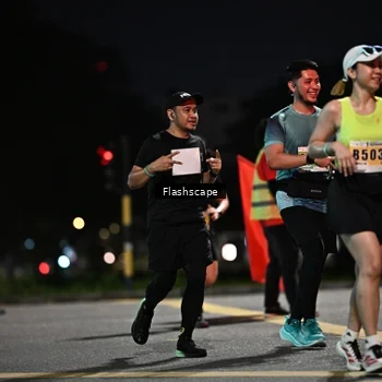 Runner Photo 8902677