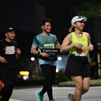 Runner Photo 8902684