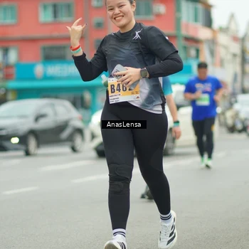 Runner Photo 8902700