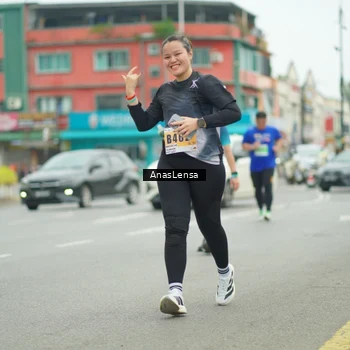 Runner Photo 8902703