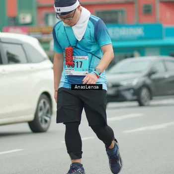 Runner Photo 8902711