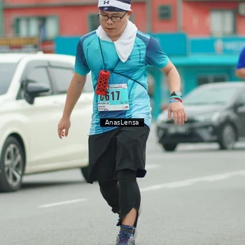 Runner Photo 8902713
