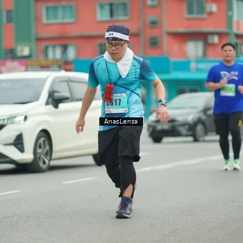 Runner Photo 8902714